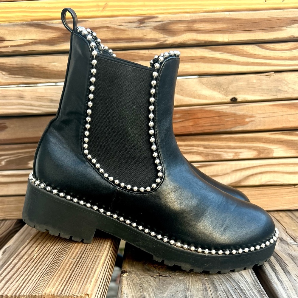 Black Leather Silver Bead Adorned Moto Boots SZ 7! E/VGUC! - Picture 1 of 16